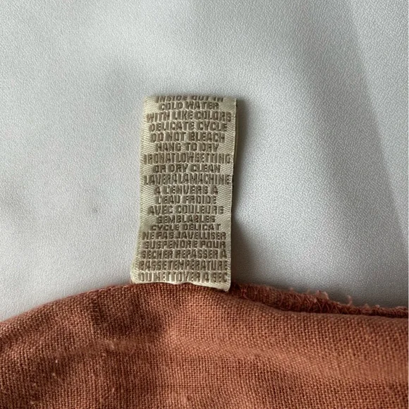 Women’s Casual Cropped Tan Pants - Picture 7 of 7